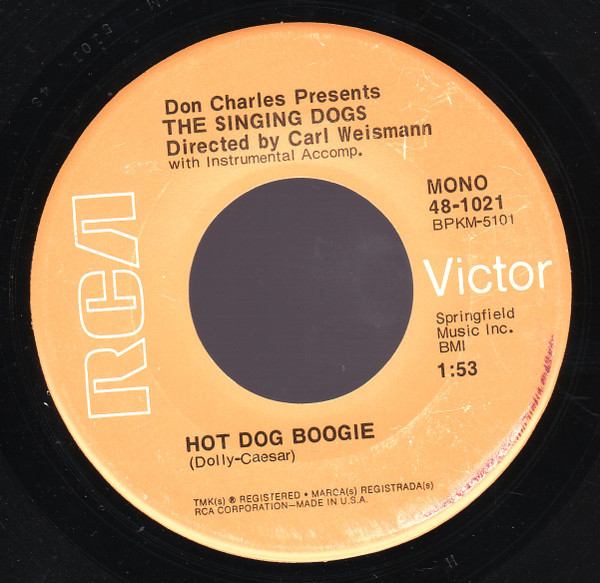 baixar álbum Don Charles Presents The Singing Dogs - Hot Dog Boogie Hot Dog Rock And Roll