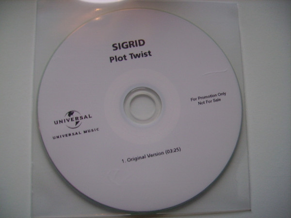 last ned album Sigrid - Plot Twist