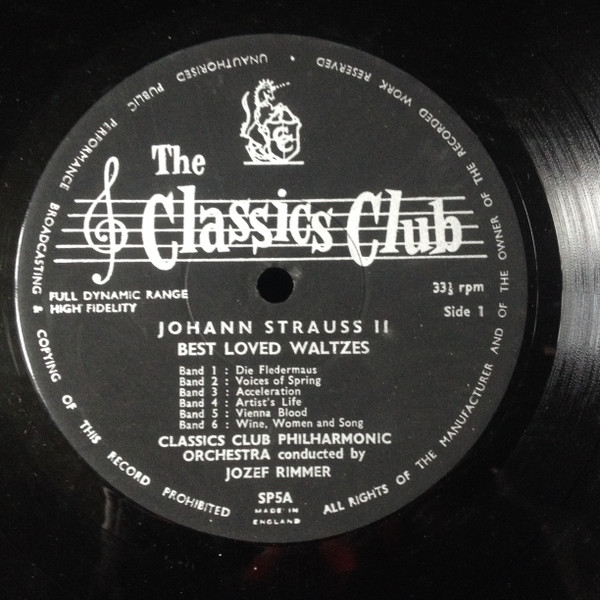 lataa albumi Classics Club Philharmonic Orchestra - Johann Strauss II Best Loved Waltzes