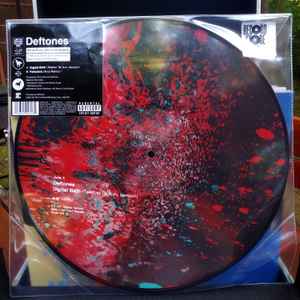 Обложка альбома Digital Bath (Telefon Tel Aviv Version) / Feiticeira (Arca Remix) от Deftones