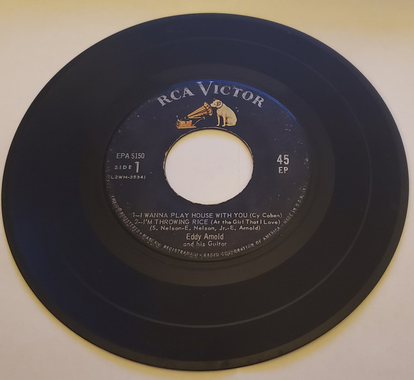 baixar álbum Eddy Arnold - Take Me In Your Arms