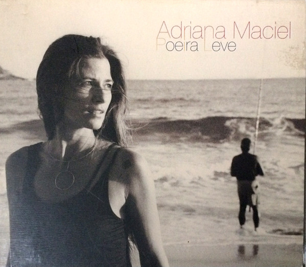 Album herunterladen Adriana Maciel - Poeira Leve