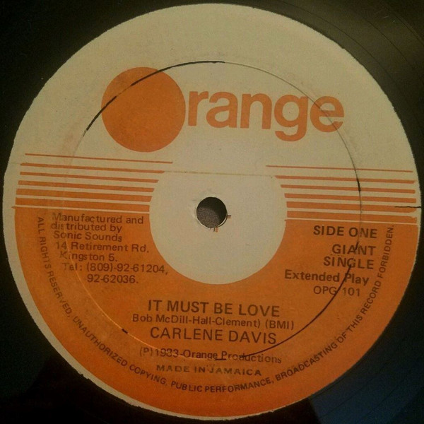 Carlene Davis – It Must Be Love / The Way Old Friends Do (1983 