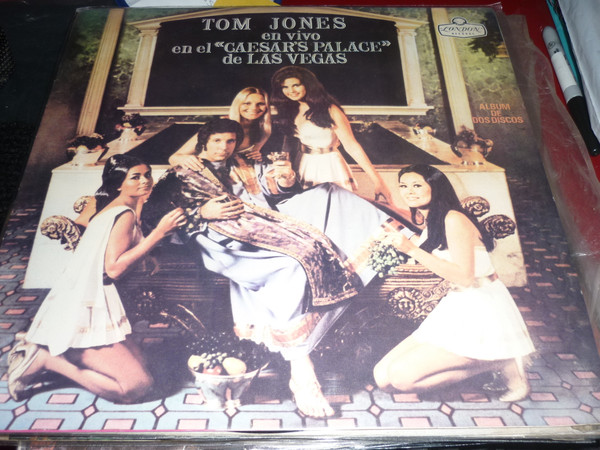 Album herunterladen Tom Jones - Tom Jones en vivo en el Caesars Palace de Las Vegas