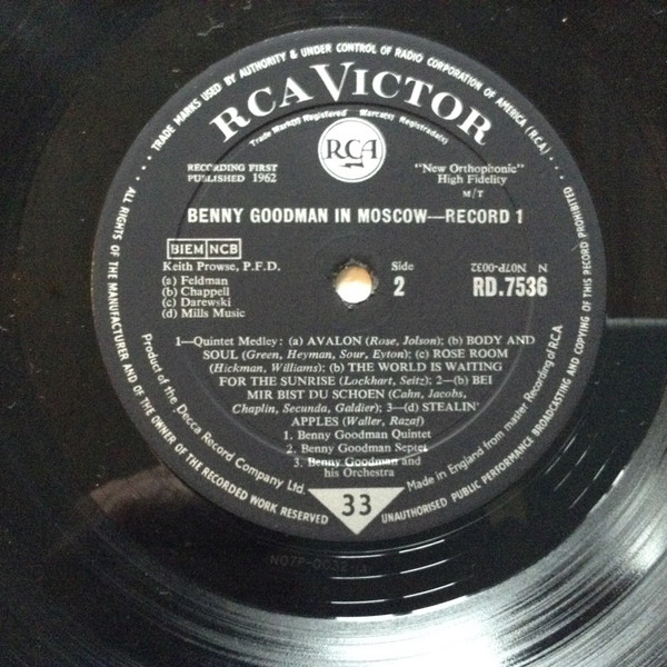 last ned album Benny Goodman & His Orchestra - Benny Goodman In Moscow Record 1