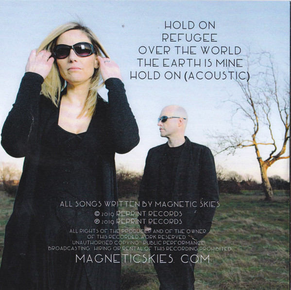 Album herunterladen Magnetic Skies - Hold On EP