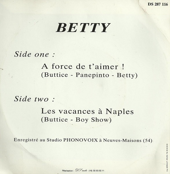 ladda ner album Betty - A Force De TAimer