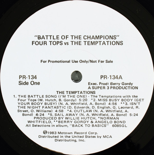 last ned album The Temptations, The Four Tops - The Battle Of The Champions