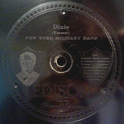 last ned album Metropolitan Mixed Chorus New York Military Band - Dixie
