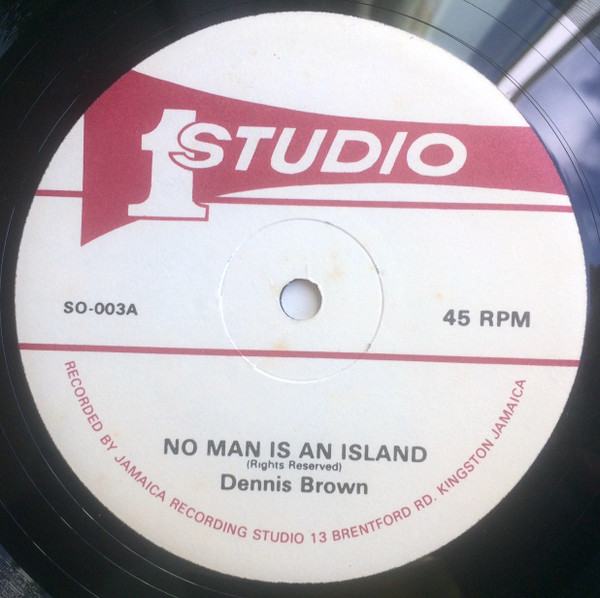 Dennis Brown / Silver Tones – No Man Is An Island / Cheating And 