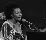 last ned album Roberta Flack - Killing Me Softly With His SongTrade Winds