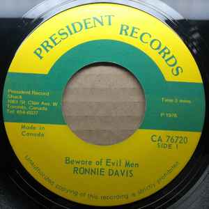 Ronnie Davis – Beware Of Evil Men (1976, Vinyl) - Discogs
