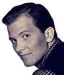 ladda ner album Pat Boone - Ill Be Home Love Letters In The Sand