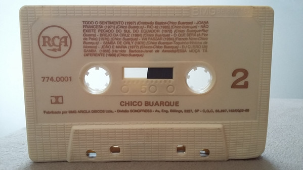 ladda ner album Download Chico Buarque - Chico Buarque Live Au Zenith Paris album