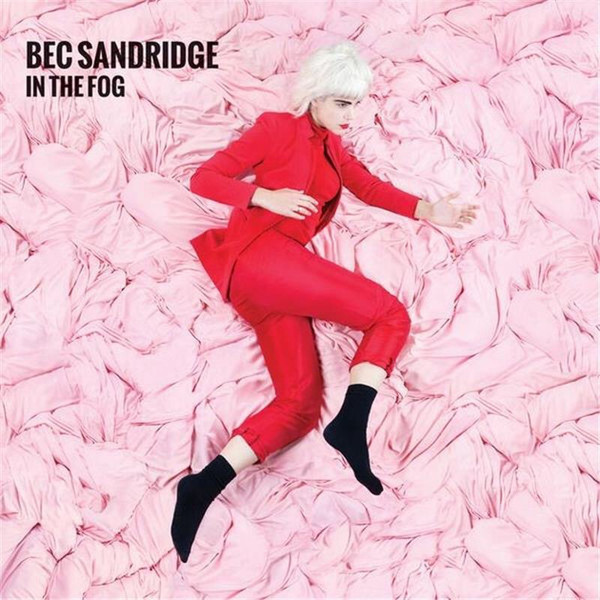 Bec Sandridge – In The Fog (2016) My03MzQ0LmpwZWc