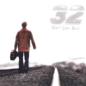 32 Below - Don't Look Back album cover