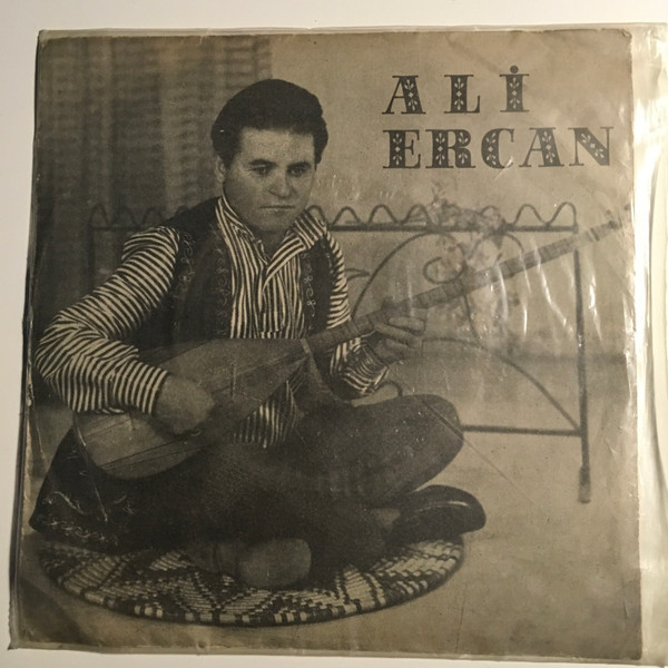lataa albumi Ali Ercan - Geçti Borun Pazari Halamin Kizi