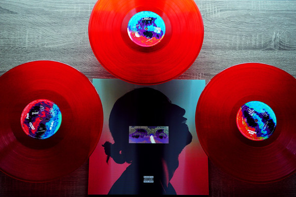 Lomepal ‎– Amina - Limited Edition Trifold - Triple LP Vinyl Album  Holographic Cover