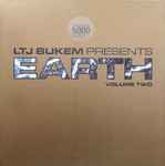 Cover of Earth Volume Two, 1997-09-27, Vinyl