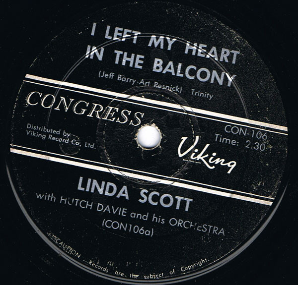 ladda ner album Linda Scott With Hutch Davie And His Orchestra - I Left My Heart On The Balcony
