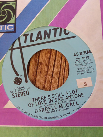 ladda ner album Darrell McCall - Theres Still A Lot Of Love In San Antone