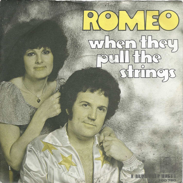 baixar álbum Romeo - When They Pull The Strings