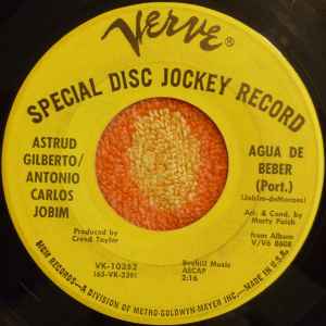 Astrud Gilberto - Agua De Beber / And Roses And Roses album cover