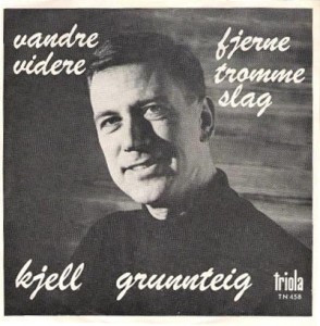 Album herunterladen Kjell Grunnteig - Vandre Videre Fjerne Trommeslag