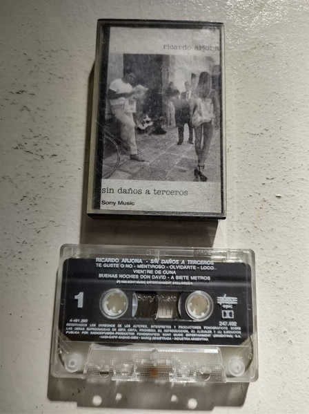  Ricardo Arjona – Sin Daños A Terceros ( , Cassette)