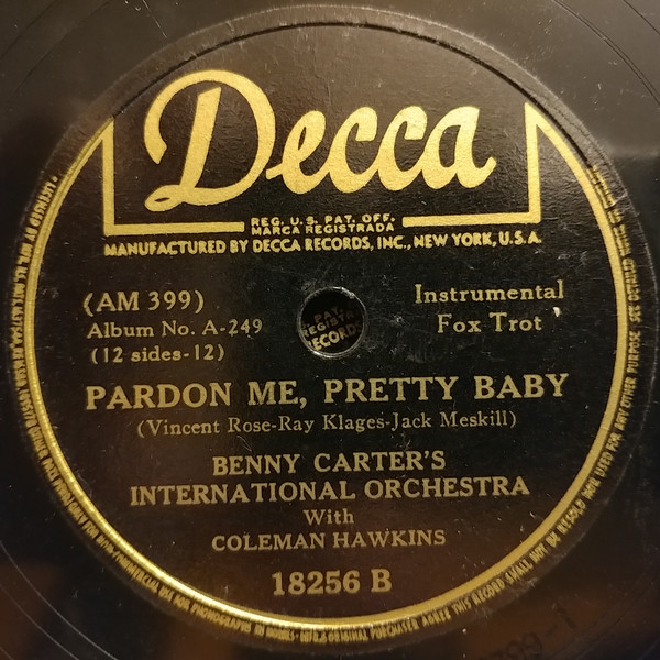 descargar álbum Benny Carter's International Orchestra - Somebody Loves Me Pardon Me Pretty Baby