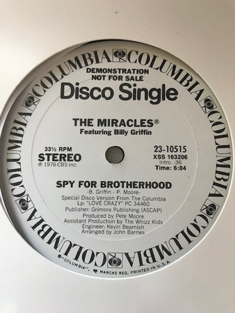 Album herunterladen The Miracles - Women Make The World Go Round Spy For Brotherhood