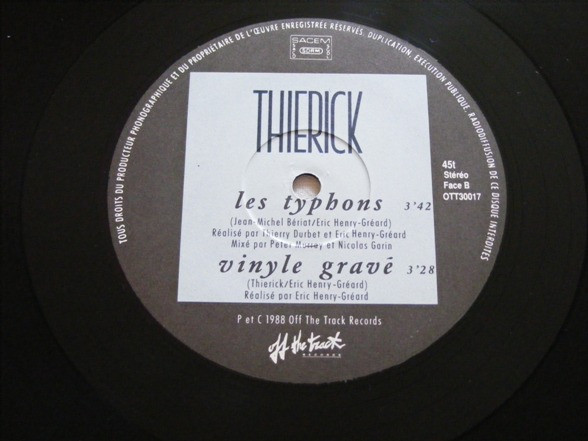 ladda ner album Thierick - Les Typhons