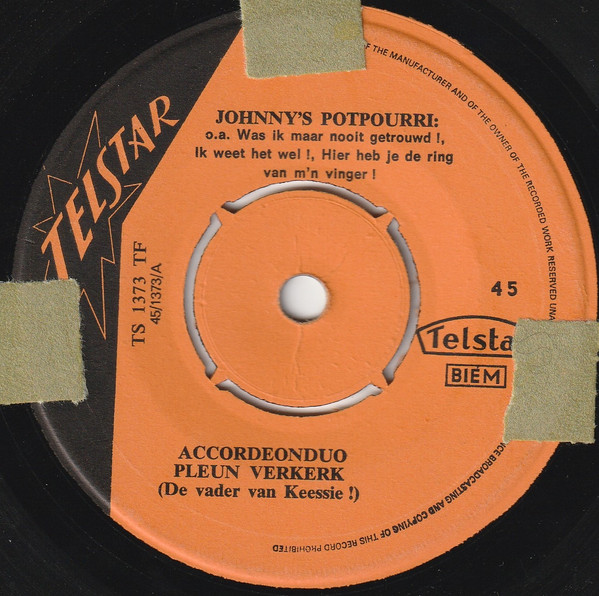 ladda ner album Accordeonduo Pleun Verkerk - Johnnys Potpourri