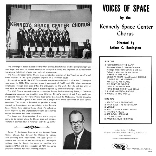 télécharger l'album Kennedy Space Center Chorus With Astronaut Walter M Schirra - Voices Of Space