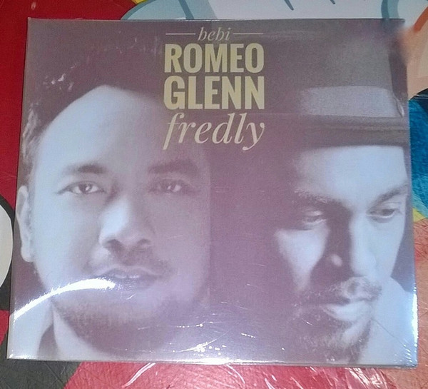 Album herunterladen Bebi Romeo Glenn Fredly - Bebi Romeo Glenn Fredly
