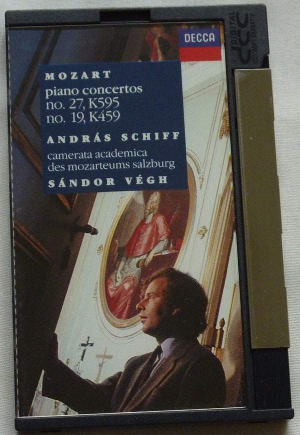 ladda ner album Mozart András Schiff, Camerata Academica Des Mozarteums Salzburg, Sándor Végh - Piano Concertos No 27 K595 No 19 K459
