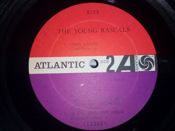 Album herunterladen The Young Rascals The Young Rascals - The Young Rascals