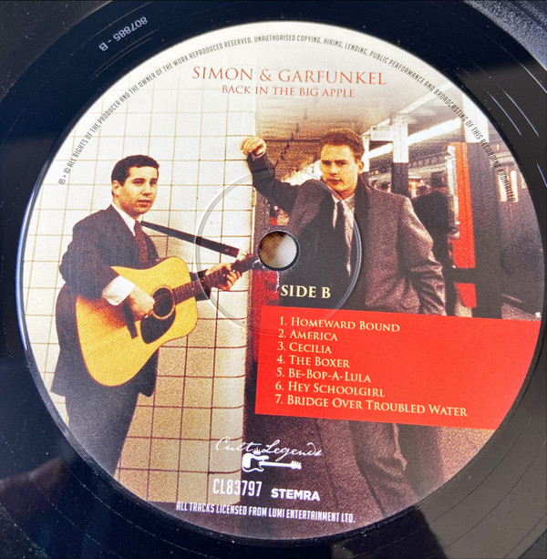 Simon & Garfunkel - Back In The Big Apple | Cult Legends (CL 83797) - 4