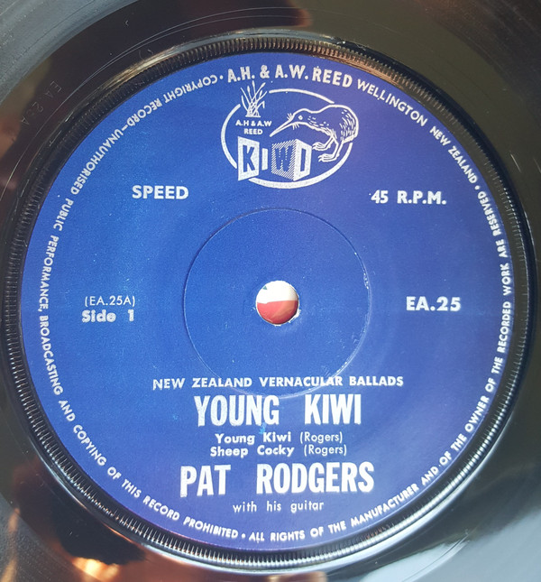 Album herunterladen Pat Rogers - Young Kiwi New Zealand Vernacular Ballads