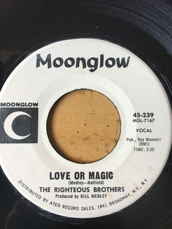 télécharger l'album The Righteous Brothers - You Can Have Her Love Or Magic