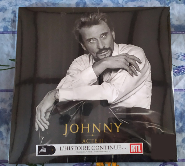 JOHNNY ACTE II - Coffret Collector Double vinyle+CD+25 cm – Store Johnny  Hallyday