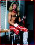 last ned album David Lee Roth - Eat Em And Smile In Chicago