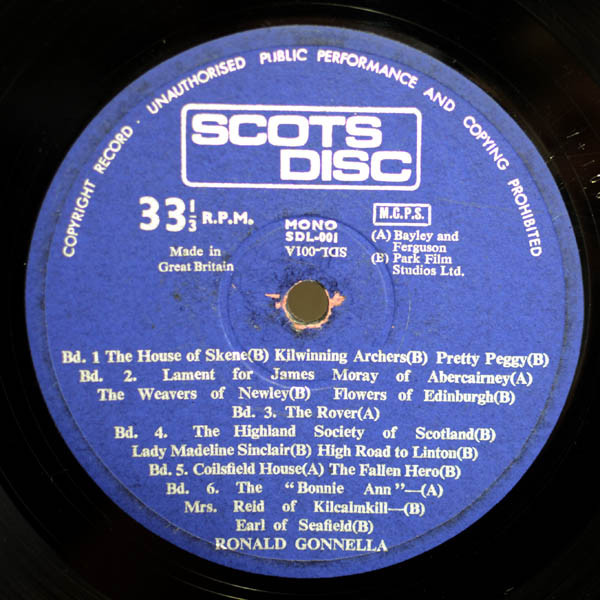 Album herunterladen Ronald Gonnella - Scottish Violin Music