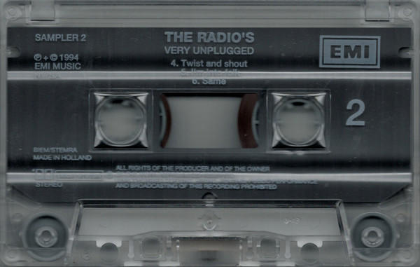 Album herunterladen The Radios - Very Unplugged
