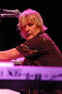 Geoff Downes on Discogs