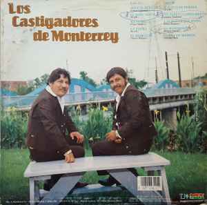 Los Castigadores De Monterrey - Aqui Te Quedas album cover