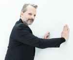 Album herunterladen Miguel Bosé - You Cant Stay The Night