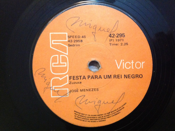 ladda ner album José Menezes - Eu Te Amo Meu Brasil