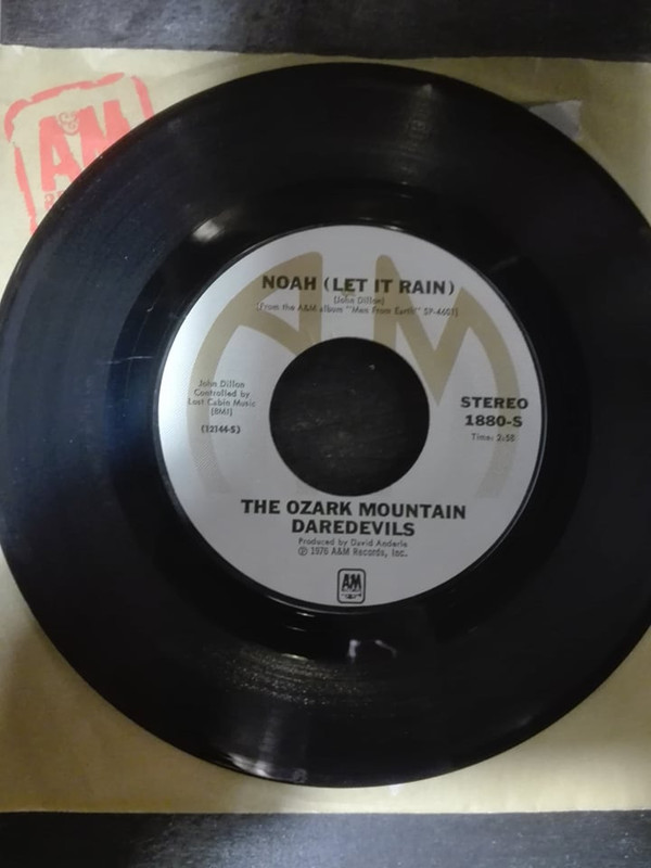 last ned album The Ozark Mountain Daredevils - Noah Let It Rain