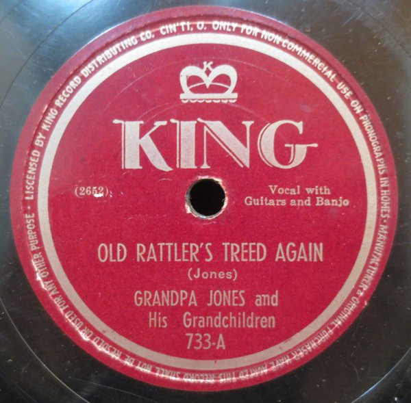 ladda ner album Grandpa Jones And His Grandchildren - Old Rattlers Treed Again